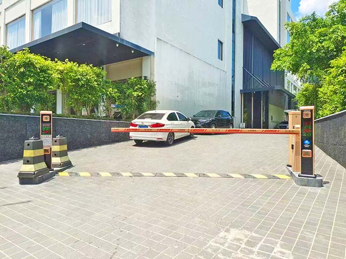 事業單位停車場車牌識別系統