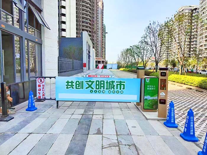 小區卡布燈箱廣告道閘